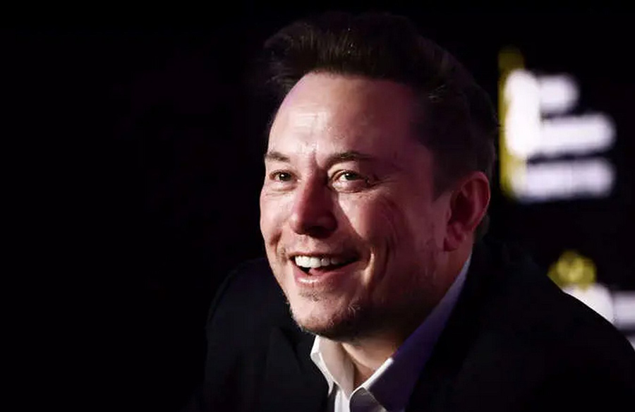 Tesla Lawyer Moved to Tears During Deposition on Elon Musk’s Compensation