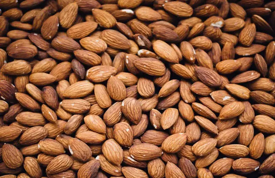 Almonds: Nature’s Nutritional Treasure